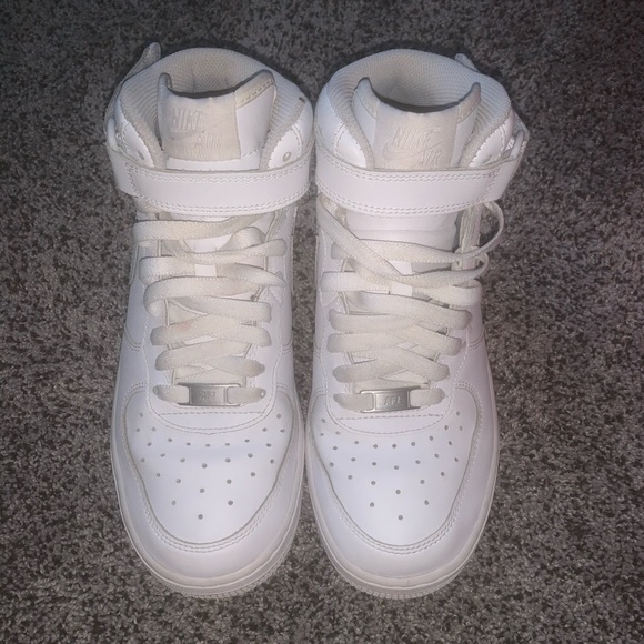 af1 mid tops